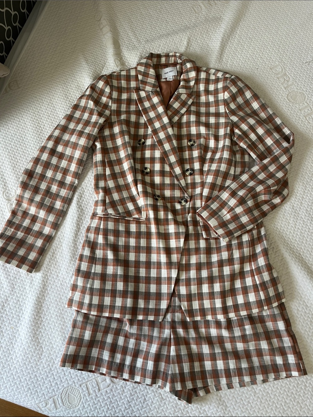 Nine West 2 Piece Set- Brown & Cream Checked Double-Breasted Blazer & Shorts